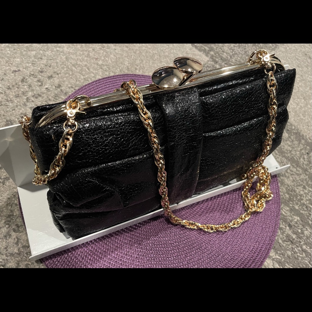 116  Brand New Chunky Clutch  Shoulder Bag With Detachable Gold Link Chain